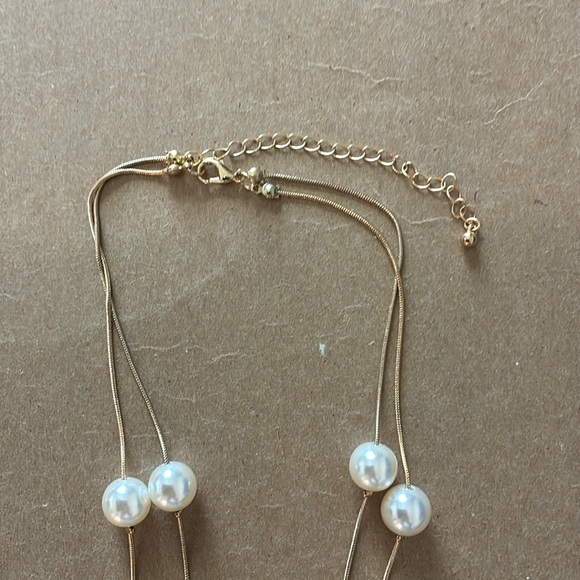 EUC gold and pearl fashion necklace 36 inches with extender Double strand - Picture 3 of 5